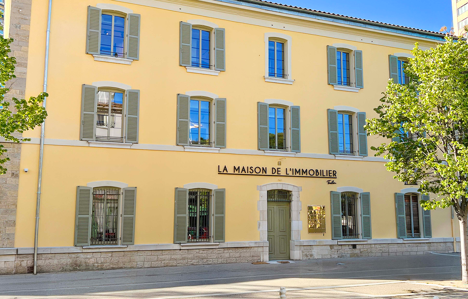 Appartement lumineux avec vue sur la rade de Toulon